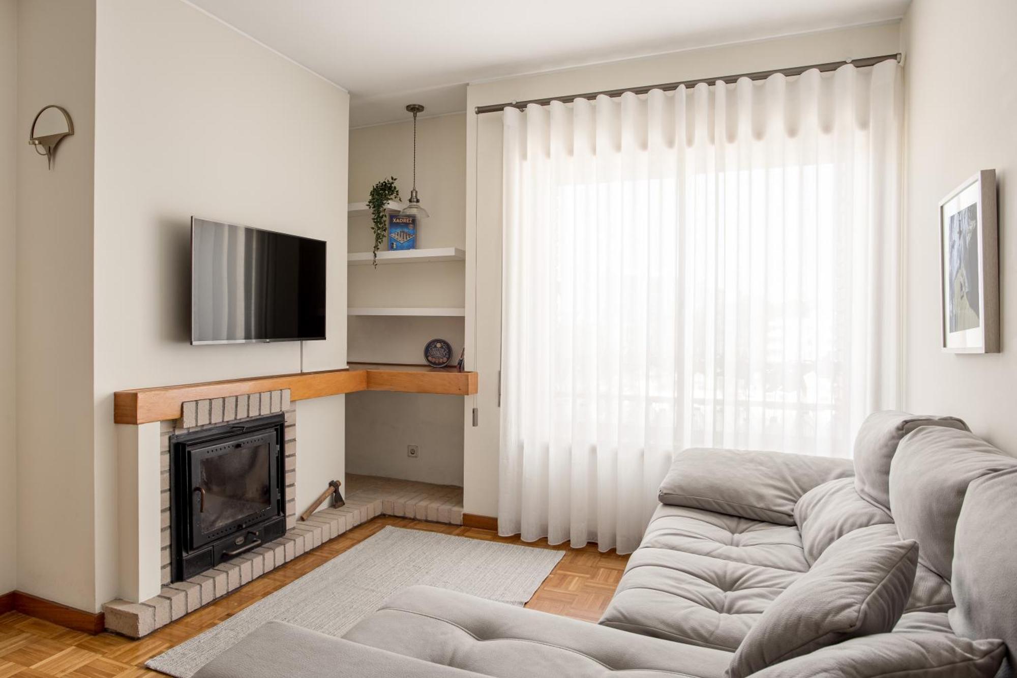 Joivy Stylish City Centre Flat With Parking Maía Kültér fotó