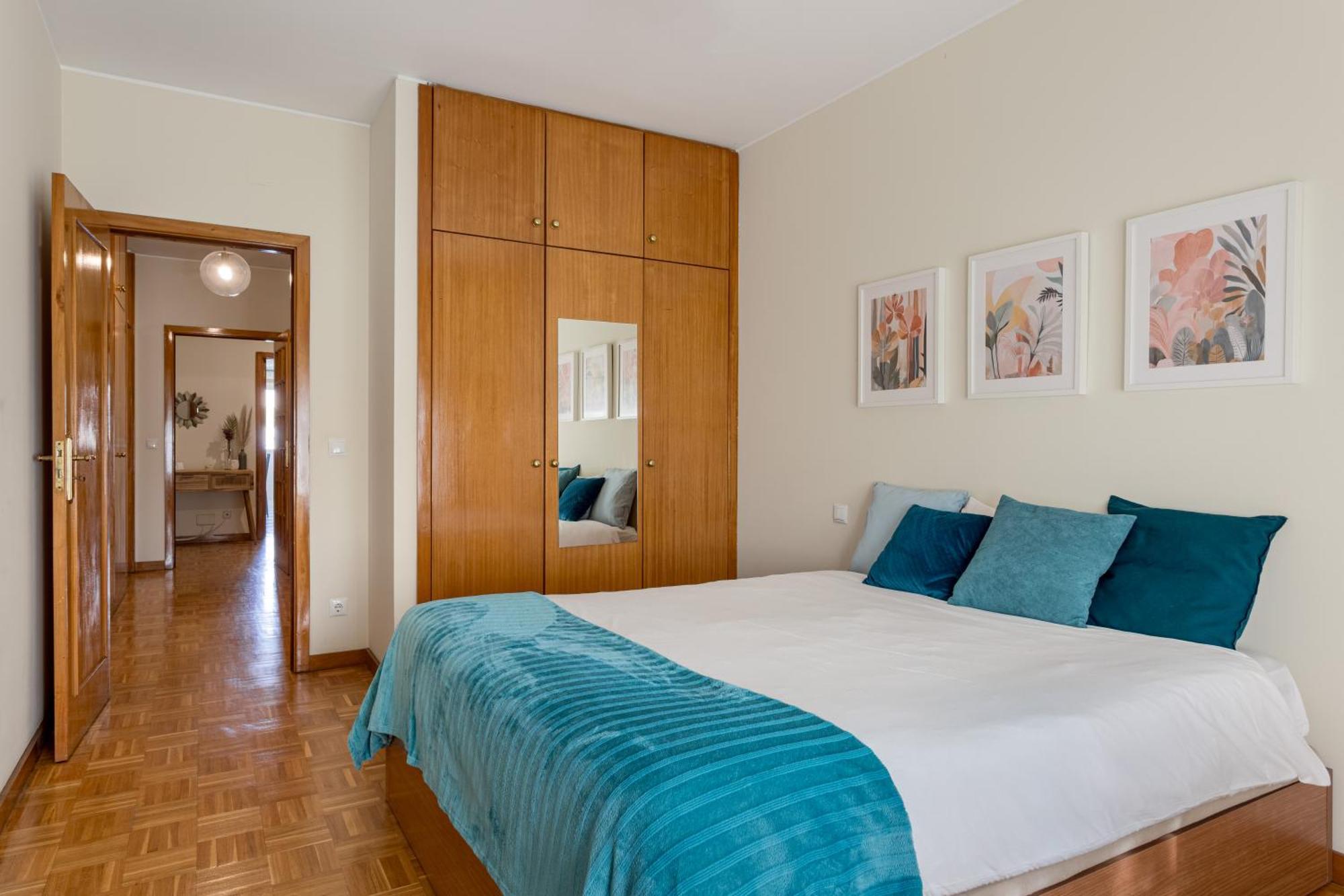 Joivy Stylish City Centre Flat With Parking Maía Kültér fotó